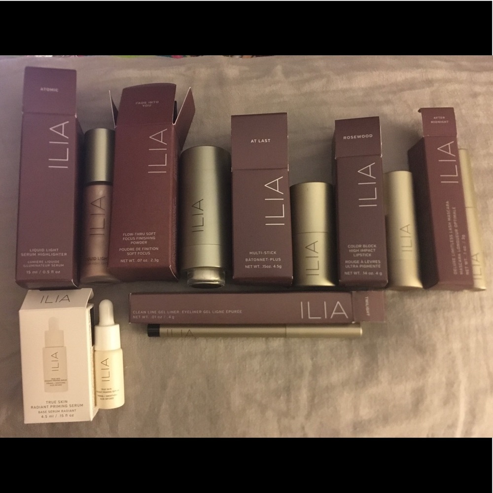 NEW💚ILIA- “Winter Edit” Limited Ed. 7 item set
